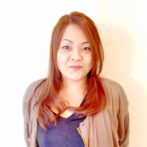 三宅 桂子